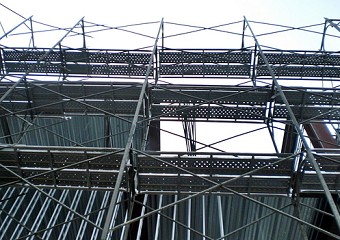 台中鷹架公司，工地安全母索安裝